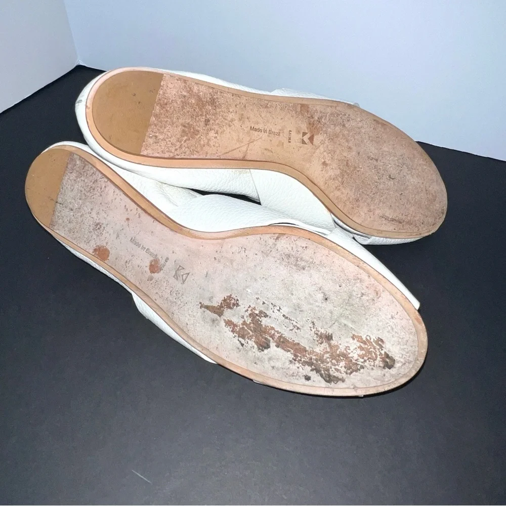 Mercedes Castillo Amaia‎ White Pebbled Leather Open Toe Flats Size 8.5
